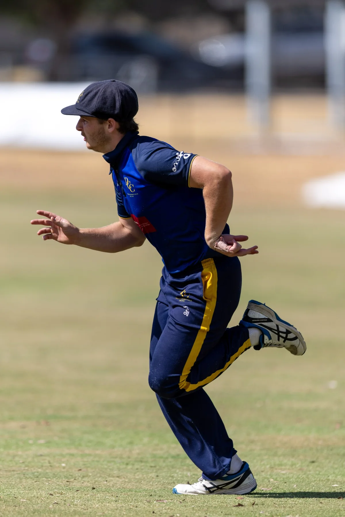 Dingley senior bowler running in